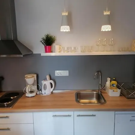 Apartmán Moderan Smjestaj S Velikom Terasom I Parkingom Sveti Vid-Miholjice