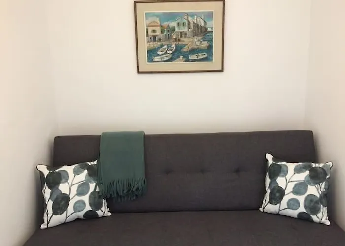 Apartmán Moderan Smjestaj S Velikom Terasom I Parkingom Malinska