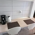 Apartmán Moderan Smjestaj S Velikom Terasom I Parkingom Malinska
